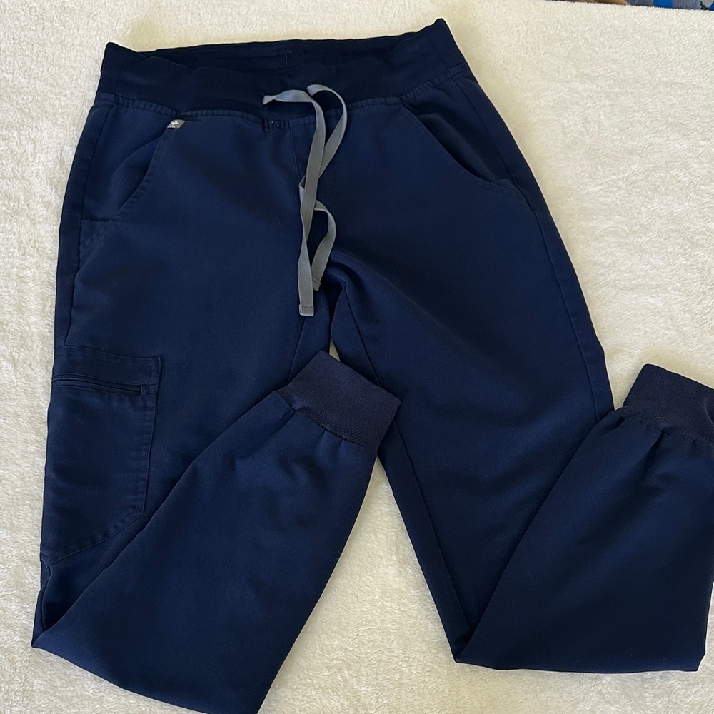Figs Women's Navy Blue Jogger Track Pants